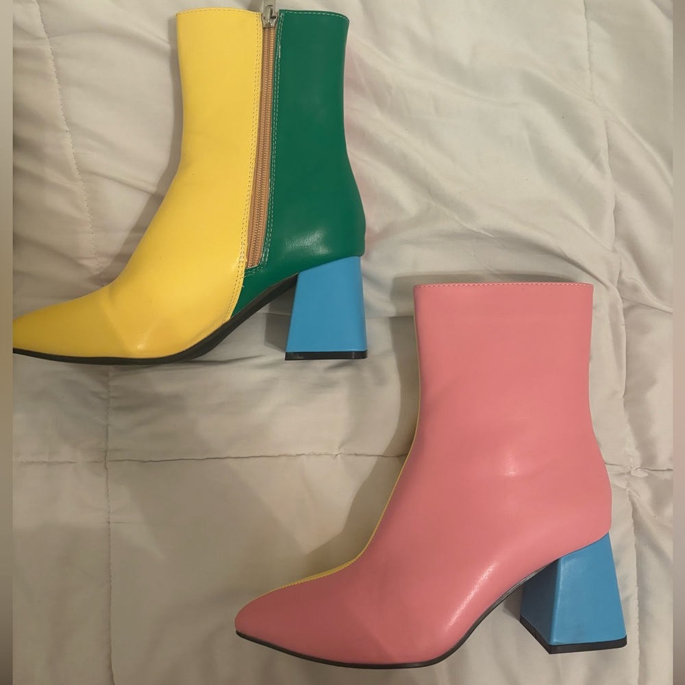 Multicolor boots!🩷💚💛💙